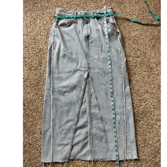 ZARA Light Blue Denim/Jean Long skirt, size women's Medium - Picture 8 of 11